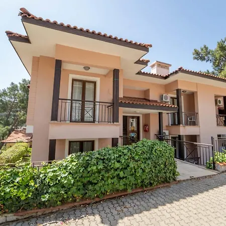 Apartment Spectacular House With Balcony Close To Inlice Beach In *